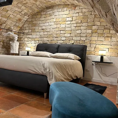 Vecchia R * Bari