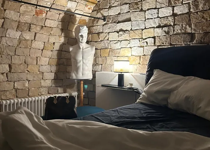 Vecchia R Vendégház Bari