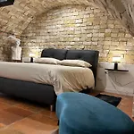 Vecchia R 4* باري