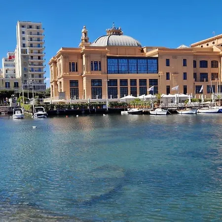 Vecchia R Guest house